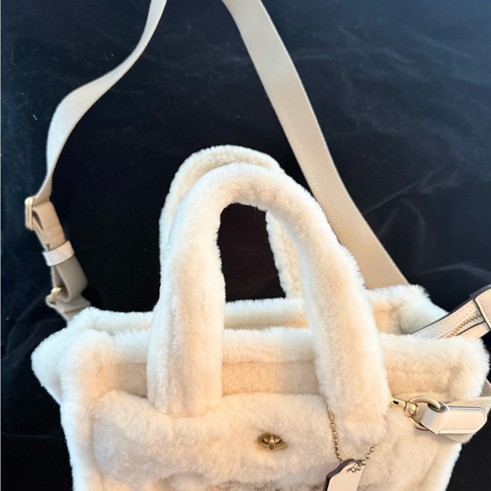 Coach Women's chalk Sherpa Cargo Tote - Picture 2 of 4